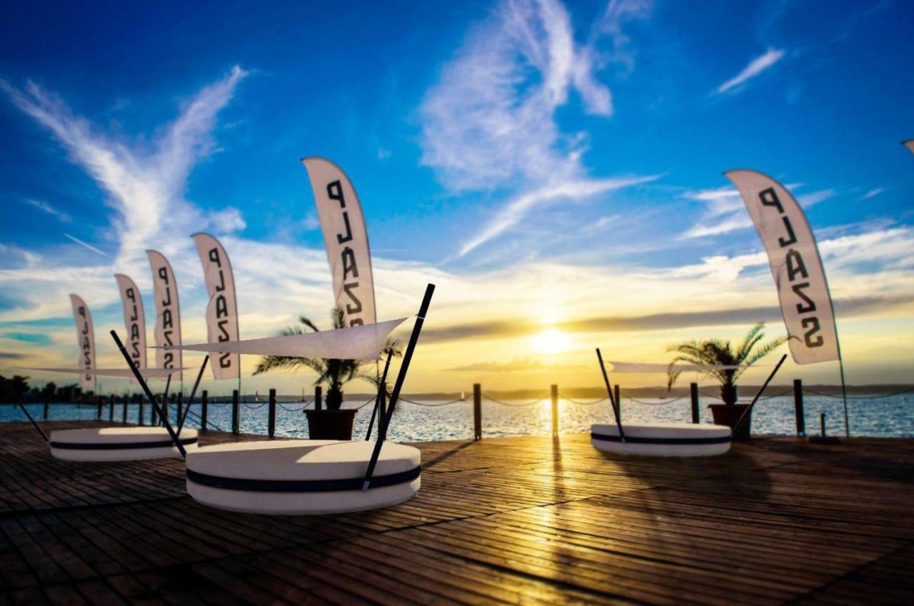 Riviera Wellness Apartman Siófok Eksteriør bilde